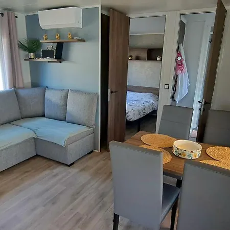 Mobil 4 Etoiles Les Oyats Campingplatz